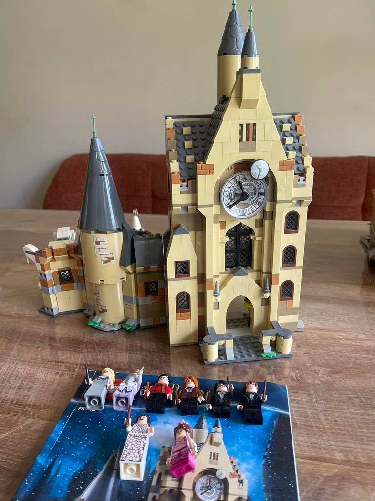 Lego Harry Potter Zweinstein Klokkentoren, Kinderen en Baby's, Speelgoed | Duplo en Lego, Inclusief minifiguren, Gebruikt, Lego