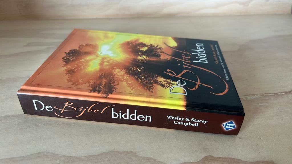 De Bijbel bidden - Wesley & Stacey Campbell, Ophalen of Verzenden, Zo goed als nieuw