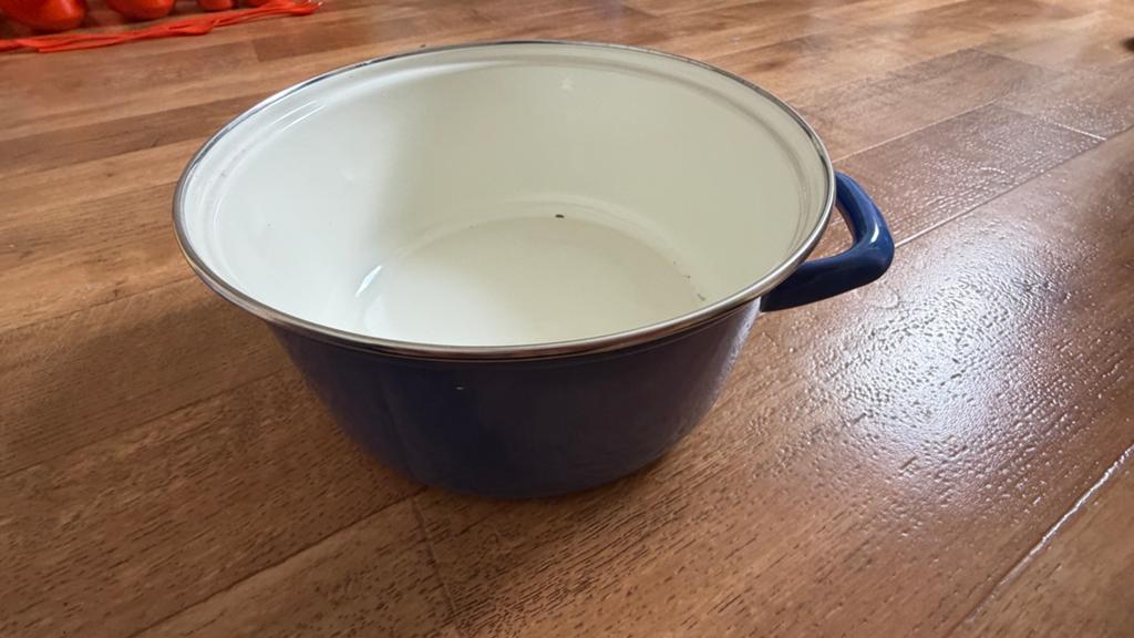 Blauwe emaille pan met deksel, Antiek en Kunst, Antiek | Emaille, Ophalen of Verzenden