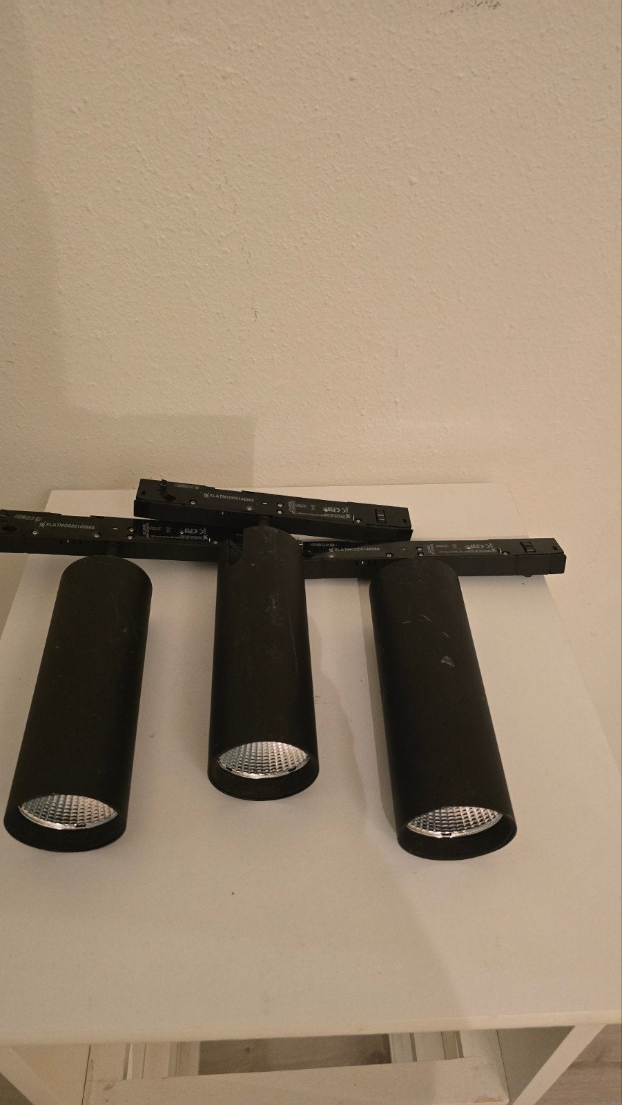 Set van 3 zwarte opbouwspots met rail, Ophalen, Gebruikt, Opbouwspot, LED