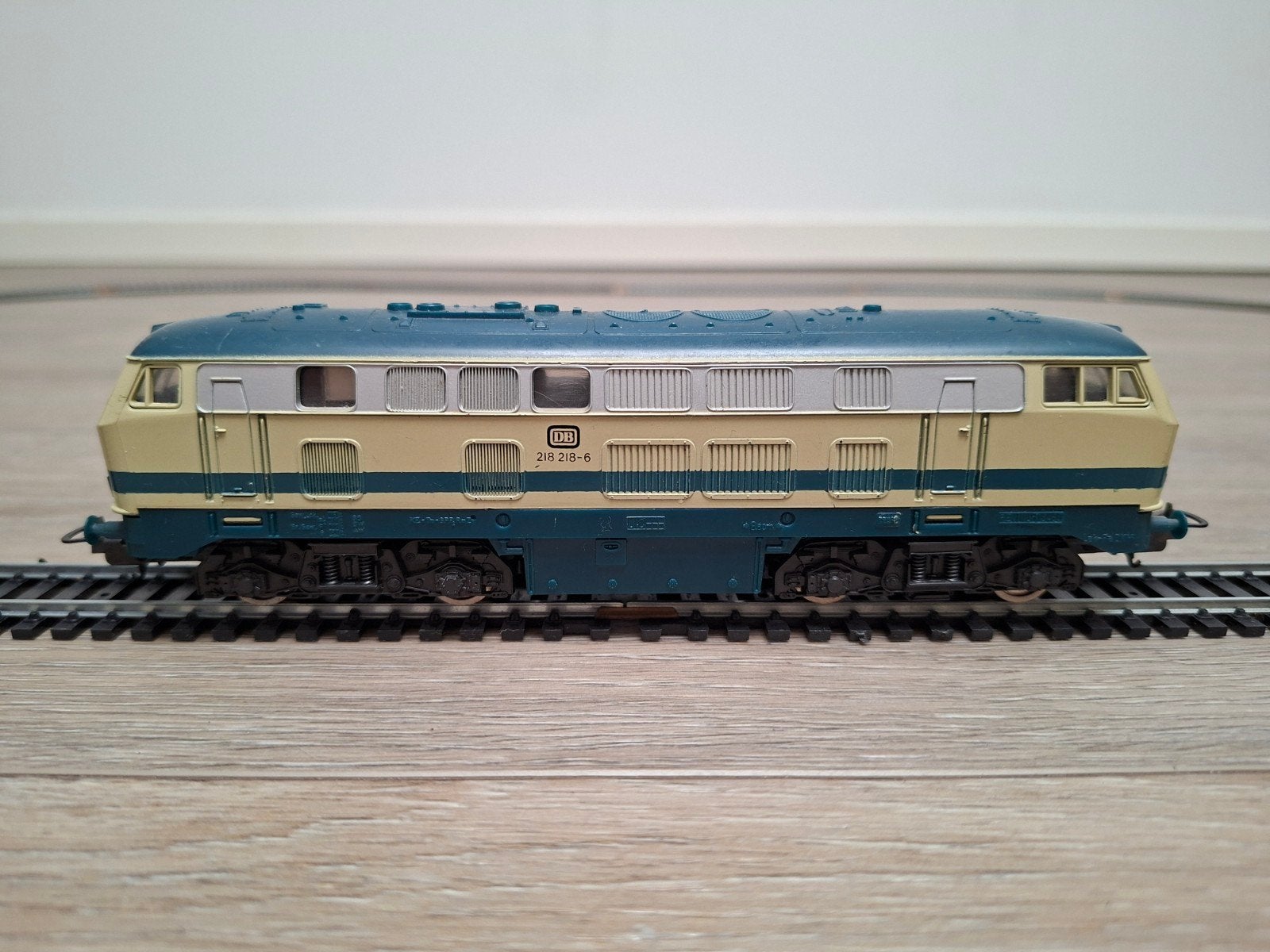 Lima diesellocomotief BR218, Gebruikt, Ophalen of Verzenden, Analoog, Lima
