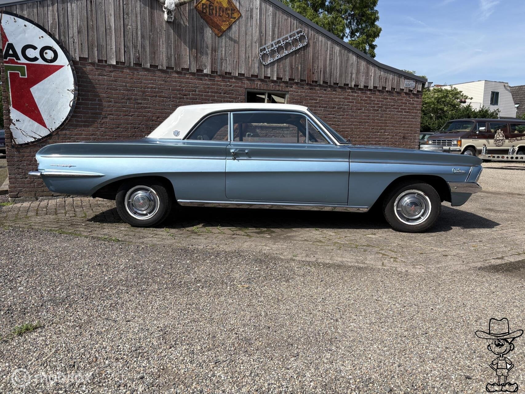 Oldsmobile Cutlass f85 Coupe 215 V8, foto 3