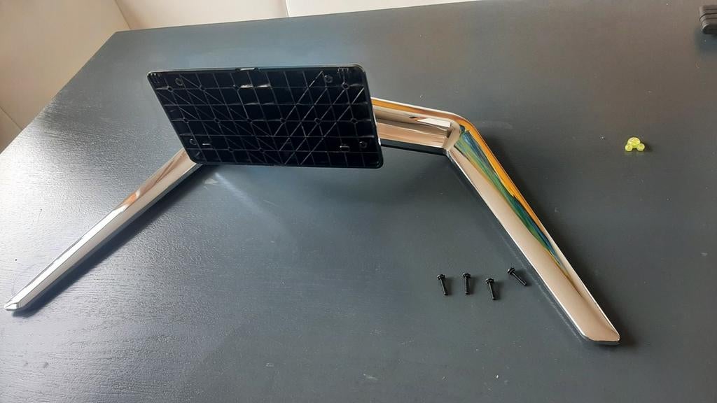 LG tv-voet/ LG tv standaard, Ophalen
