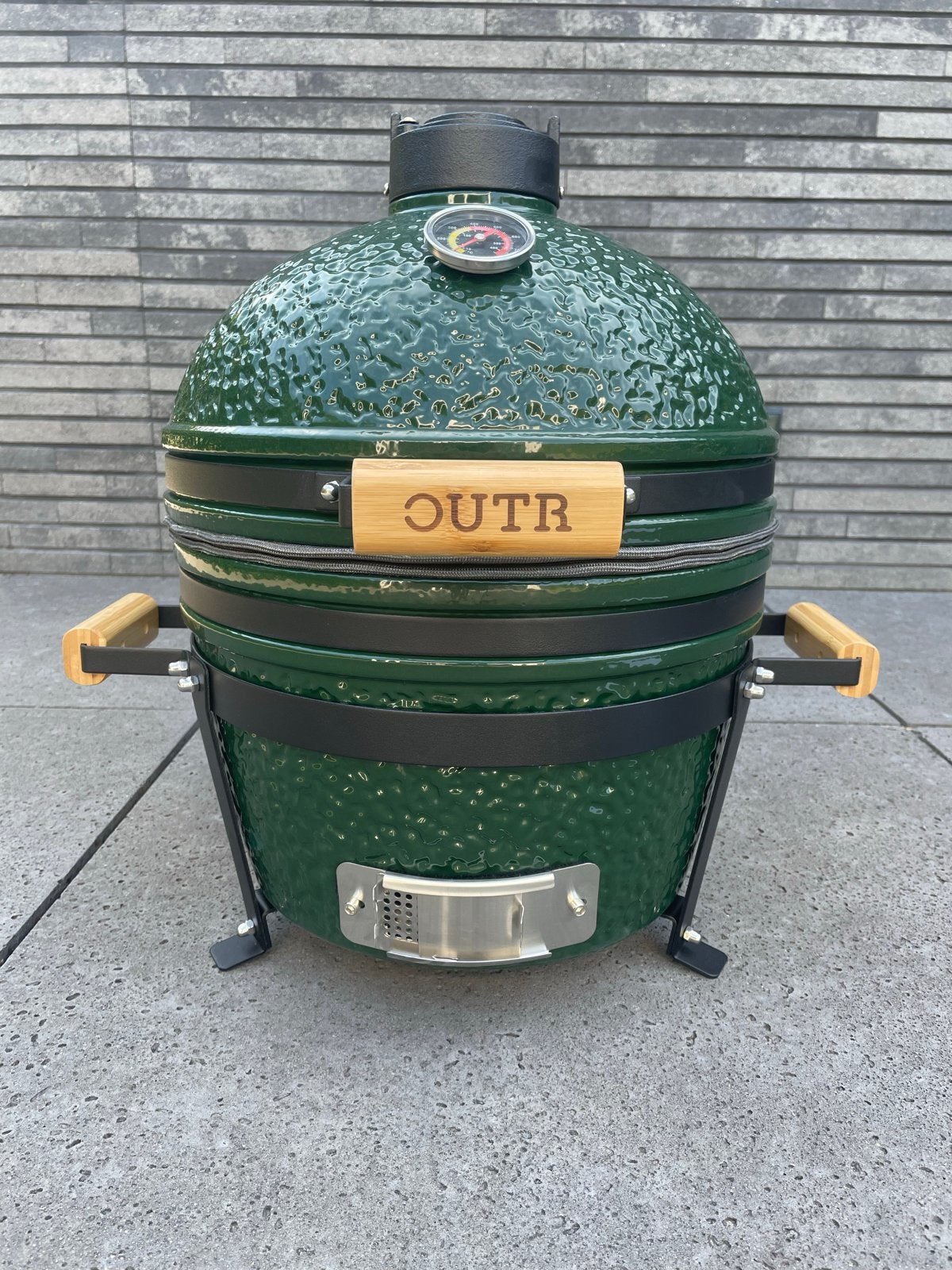 OUTR Kamado Grill Medium 40cm- Nieuw, alleen in elkaar gezet, Tuin en Terras, Barbecue-accessoires, Ophalen, Nieuw