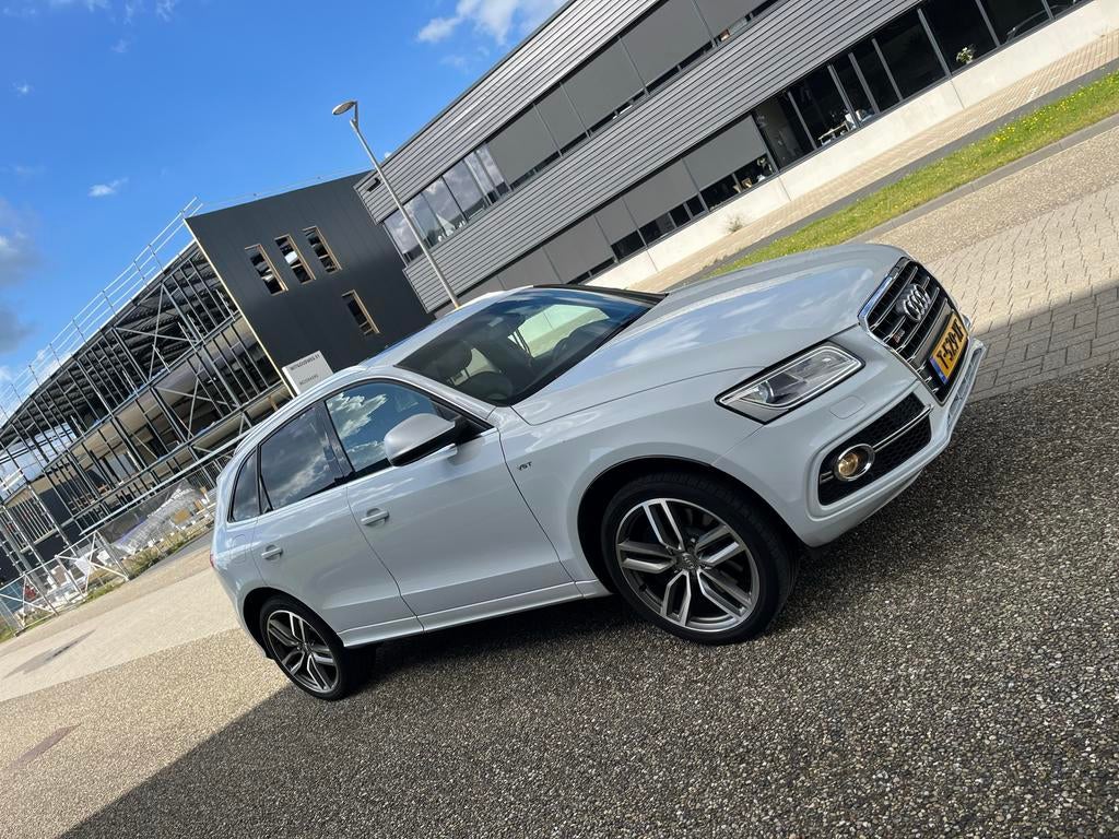 Audi 2014 SQ5 3.0 V6 TFSI compressor (260KW 354PK, Automaat, Zwart, 2995 cc, Wit