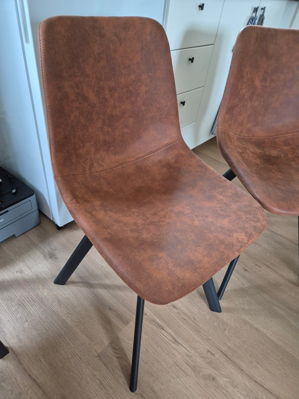Eetkamerstoel 4x cognac bruin industrieel Kwantum, Ophalen, Bruin, Zo goed als nieuw, Vier