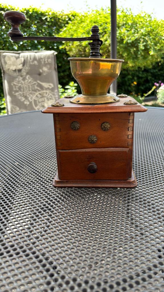 Mooie antieke koffiemolen, Ophalen of Verzenden