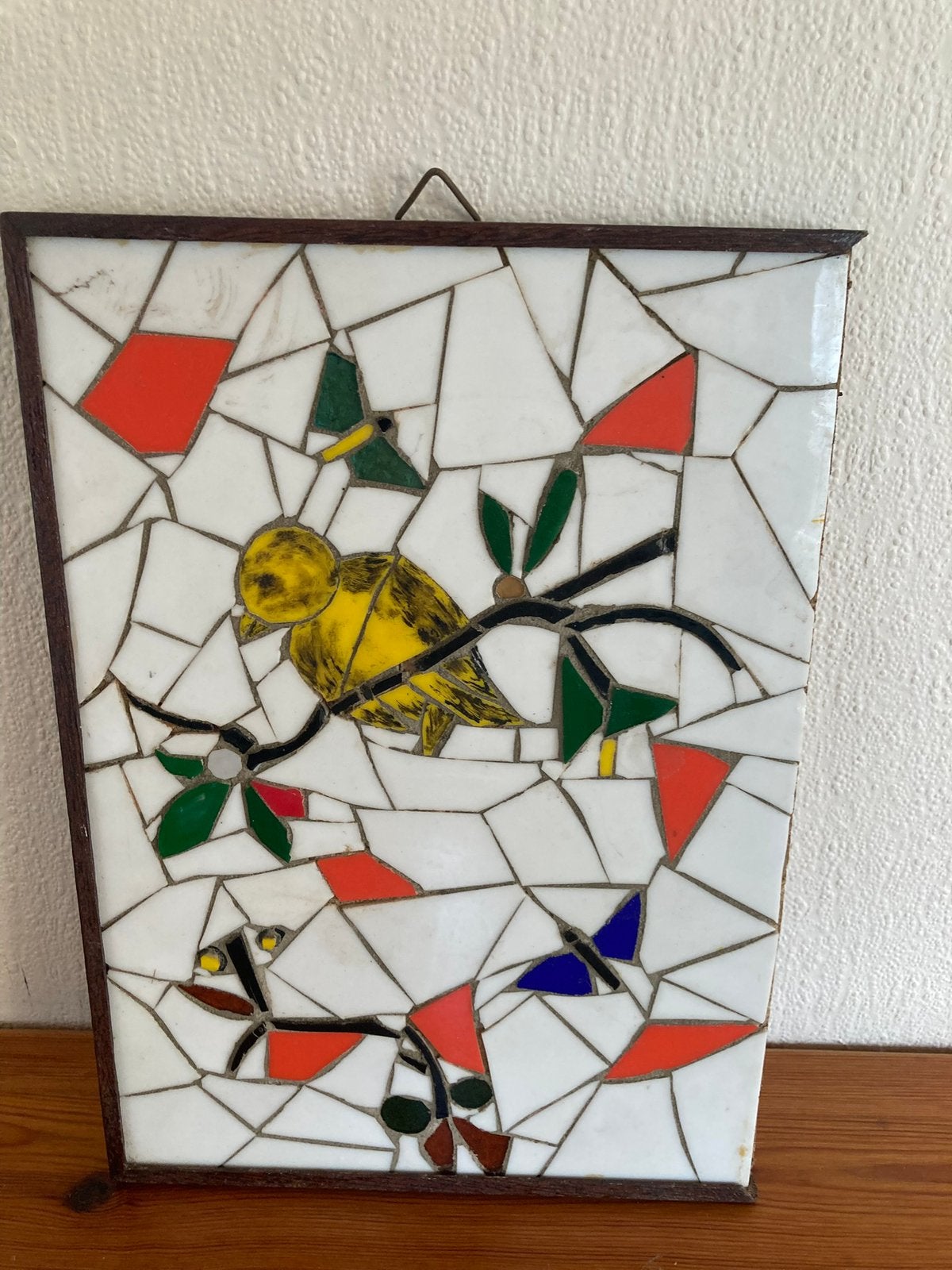 Mooi  mozaïek “ van n vogel op een tak “  in gips 20 x 28 cm, Ophalen