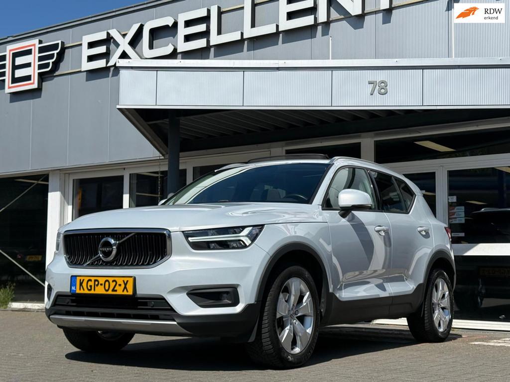 Volvo XC40 1.5 T2 Momentum Pro | Panoramadak, Auto's, Volvo, Gebruikt, 129 pk, Bedrijf, SUV of Terreinwagen