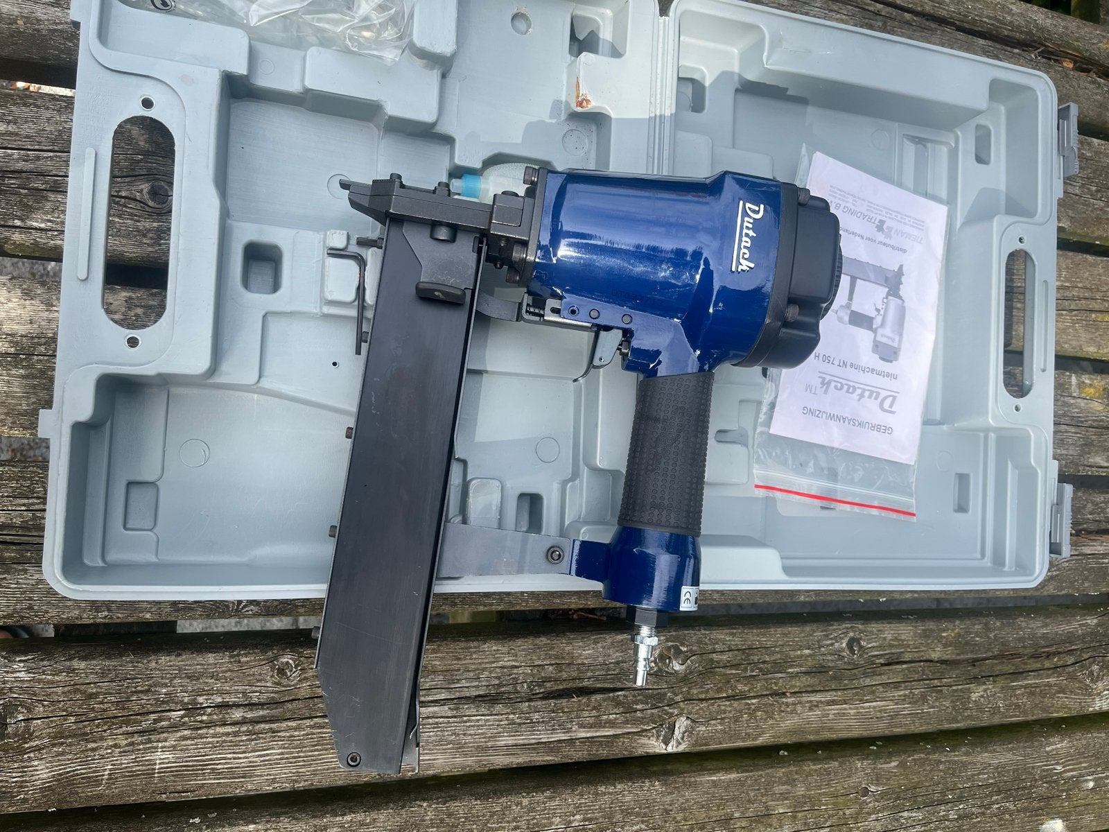 Dutack NT 750 H Pneumatische Nietmachine - Zo goed als nieuw, Ophalen of Verzenden, Nieuw
