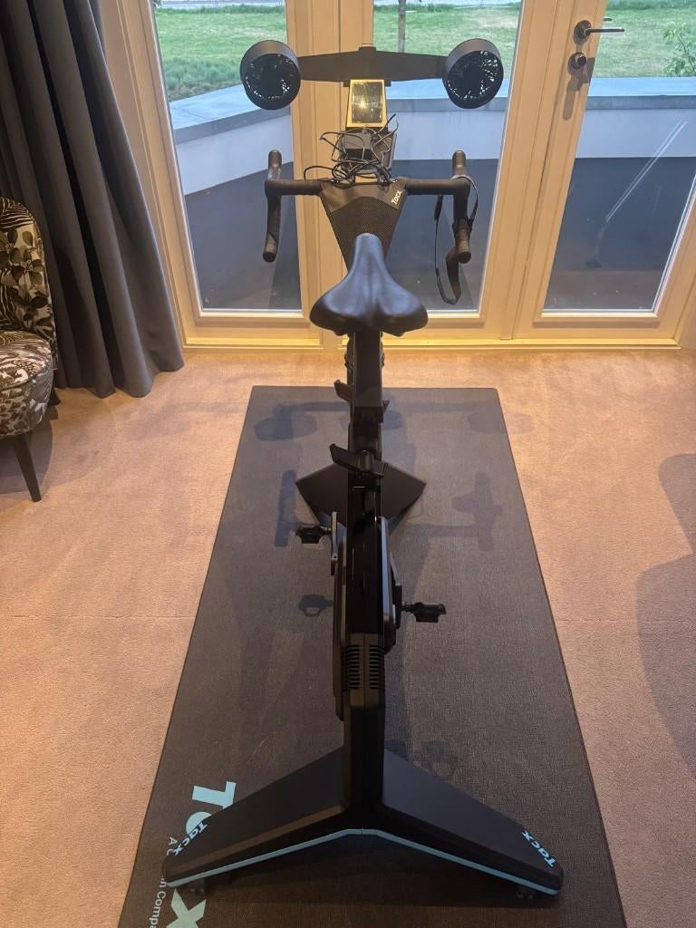 Tacx NEO Bike Plus 2023 — als nieuw — nauwelijks gebruikt, Ophalen, Zo goed als nieuw, Overige materialen, Hometrainer