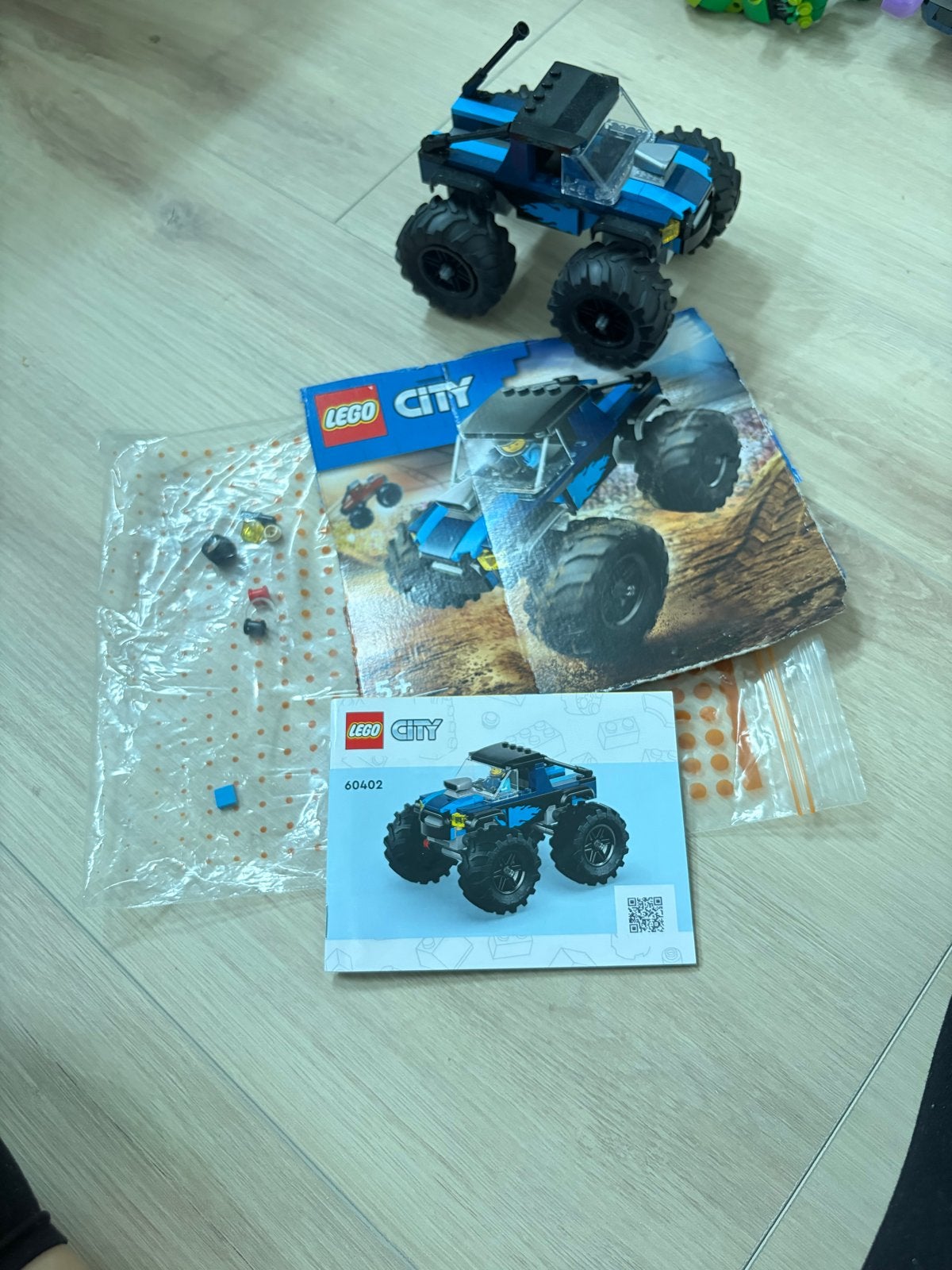 LEGO City Monstertruck 60402 met handleiding, Ophalen, Zo goed als nieuw