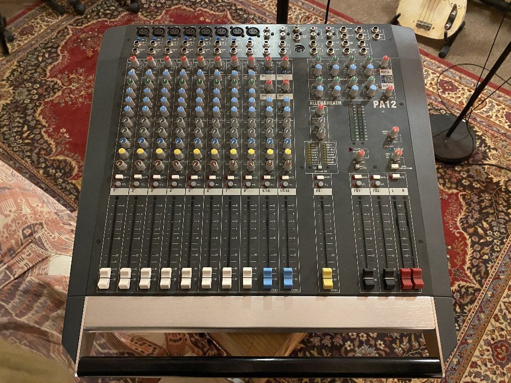 Allen & Heath PA12 PA mixer, Muziek en Instrumenten, Ophalen, Gebruikt, 10 tot 20 kanalen, Microfooningang