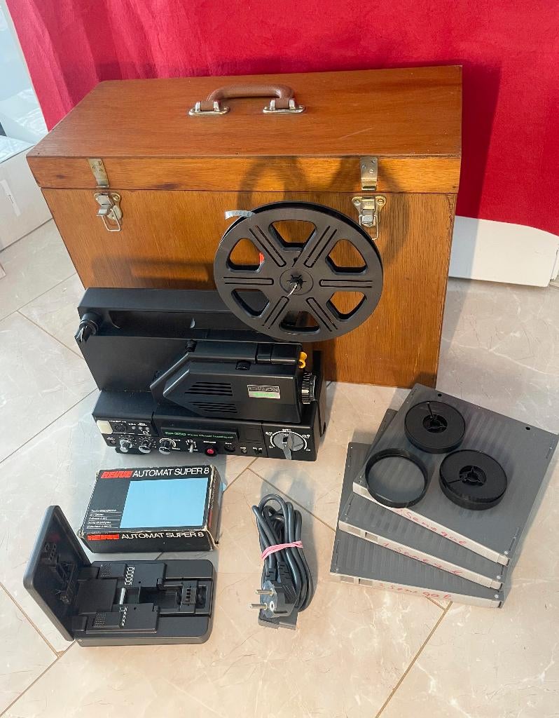 Chinon Sound SP-350 Sound Projector (voor handige harry), N, N, Ophalen of Verzenden, N