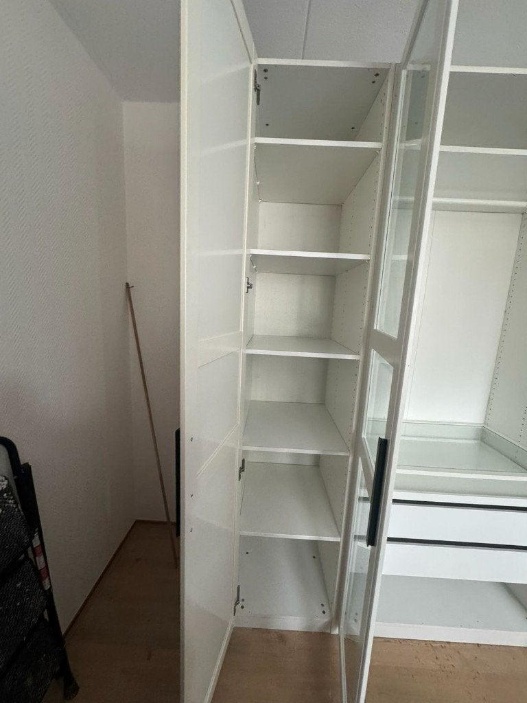Foto 11 van IKEA PAX Kledingkast 200x58x236cm - Bezorgen & Montage Optie