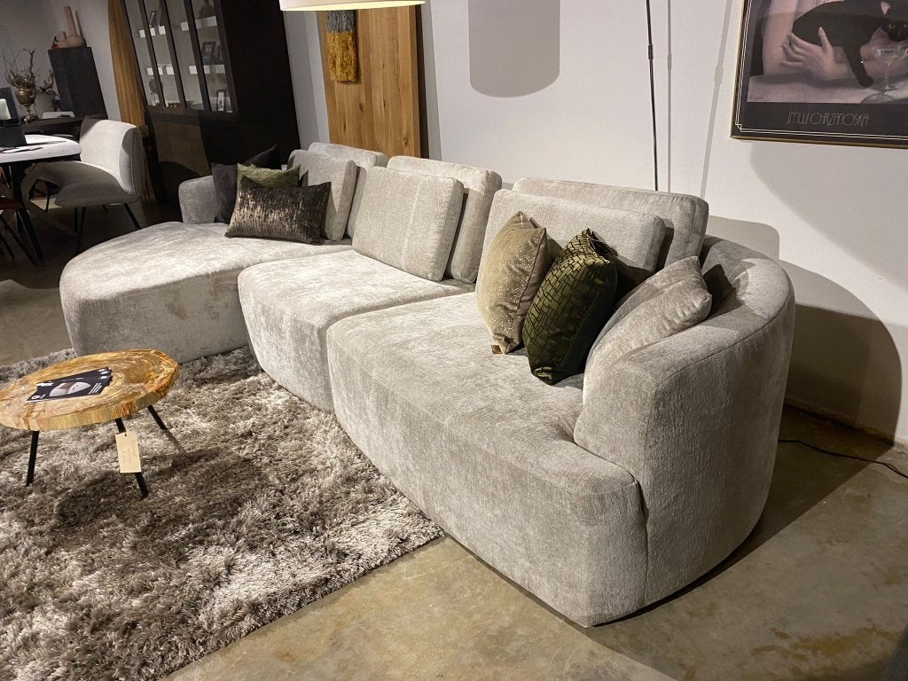 Italio bank in Harmony Taupe nu eenmalig €1889,-, Ophalen, Vierpersoons of meer, 300 cm of meer, Nieuw