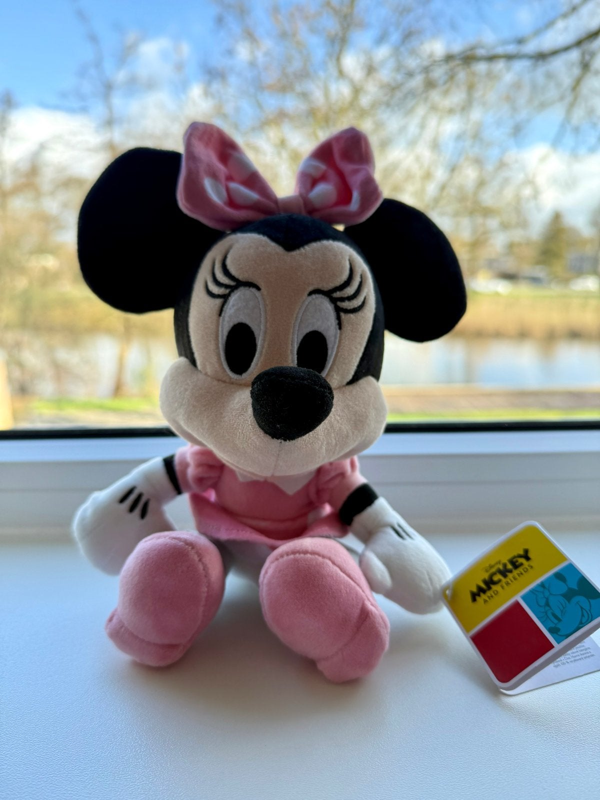 Disney knuffels nieuw met kaartje - Minnie, Stampertje, Mari, Kinderen en Baby's, Disney, Nieuw, Ophalen of Verzenden, Met label
