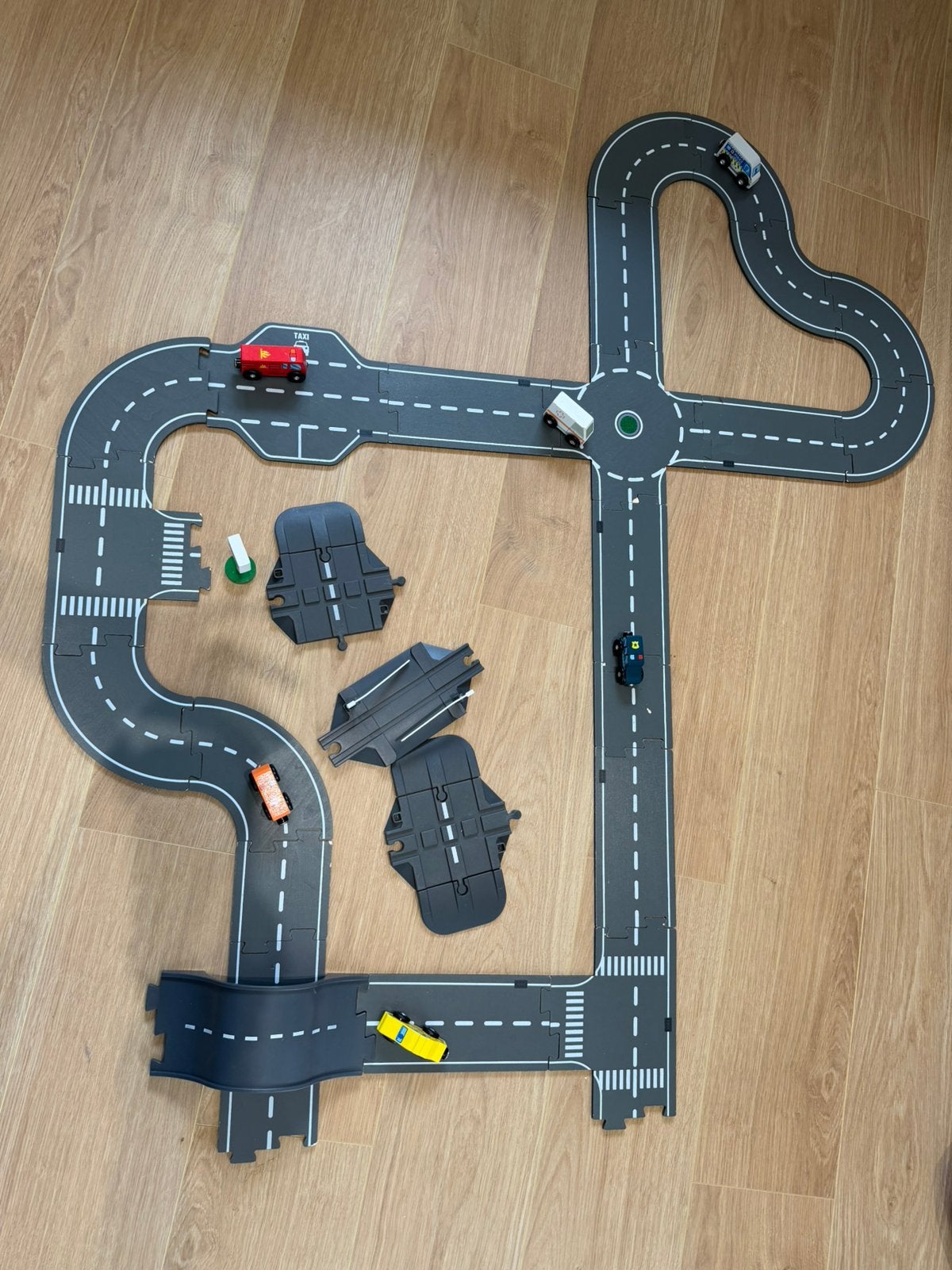 Houten autobaan, Ophalen, Zo goed als nieuw