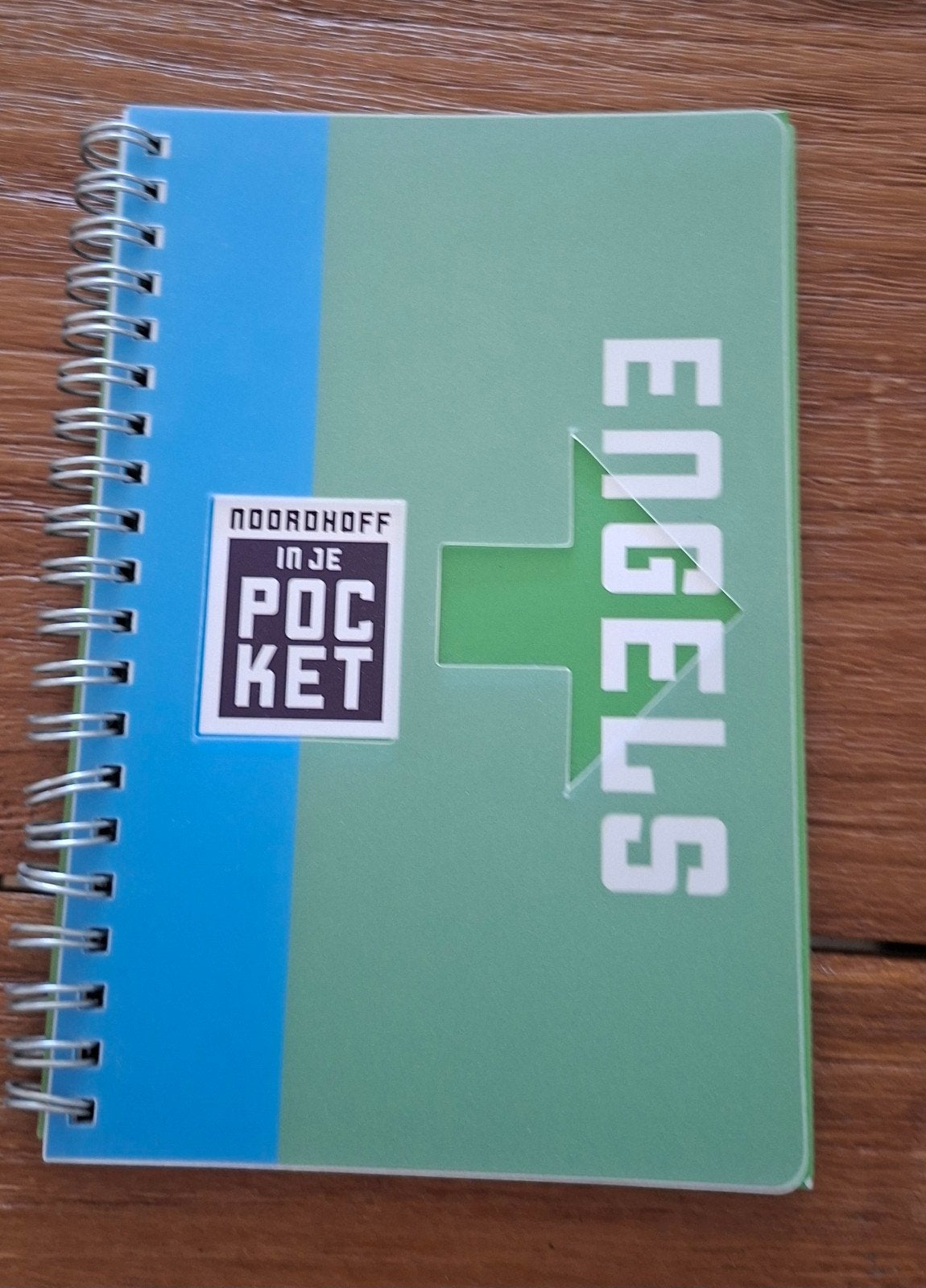 Engels in je pocket Noordhoff, Ophalen of Verzenden, Zo goed als nieuw