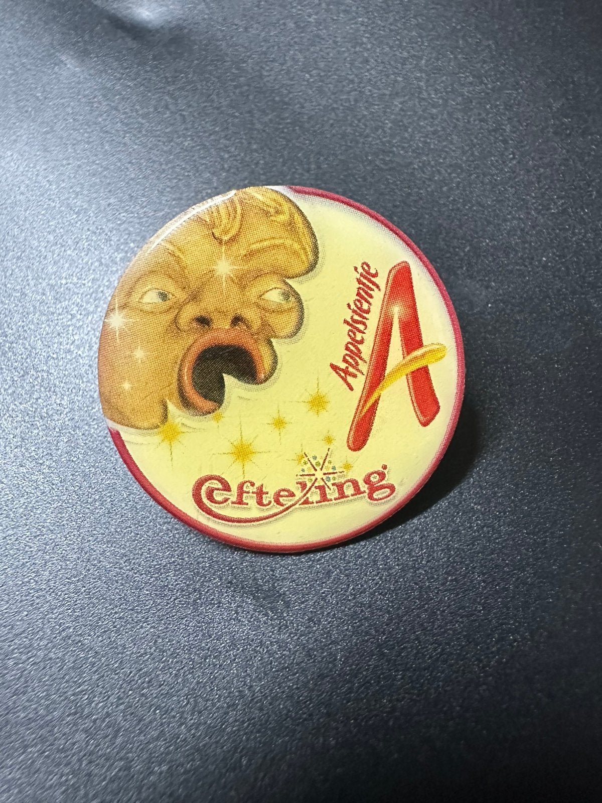 Efteling pin Appelsientje, Ophalen of Verzenden, Zo goed als nieuw, Button of Speldje