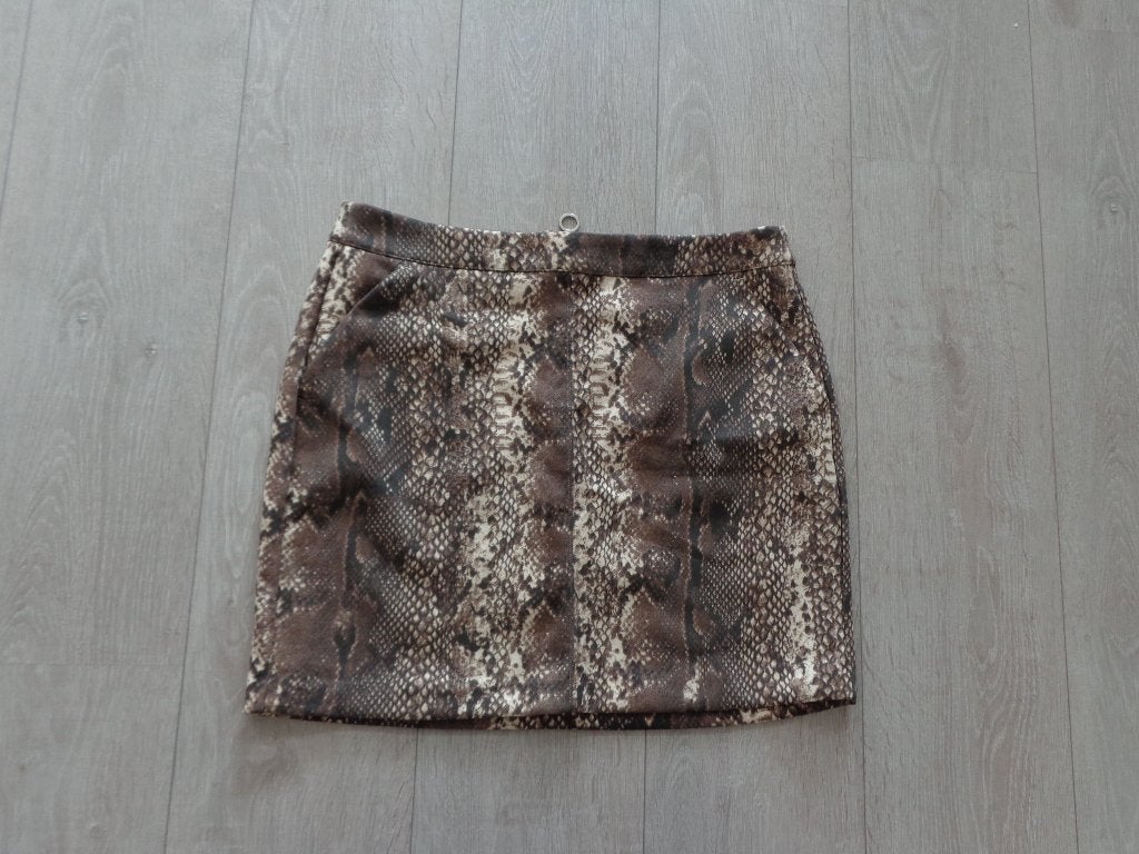 div rokken maat L, Nikkie, Vero Moda, River Island, Kleding | Dames, Rokken, Overige kleuren, Maat 42/44 (L), Ophalen of Verzenden