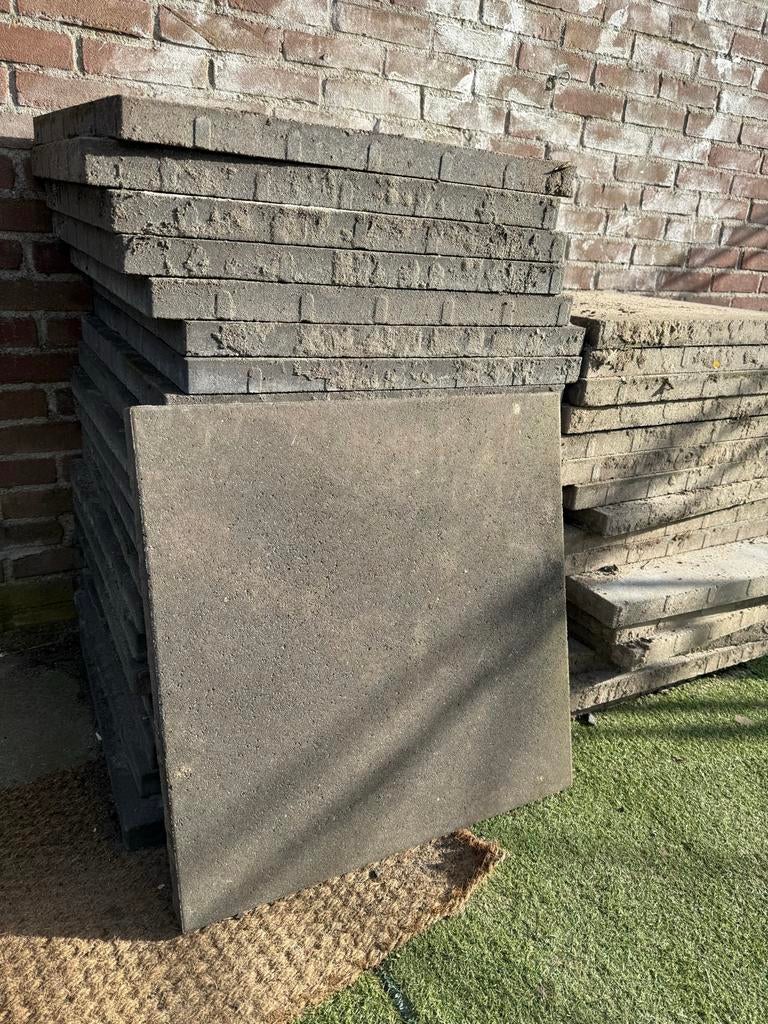 Grijze tegels, Doe-het-zelf en Verbouw, Tegels, Gebruikt, Vloertegels, Overige materialen, 40 tot 60 cm
