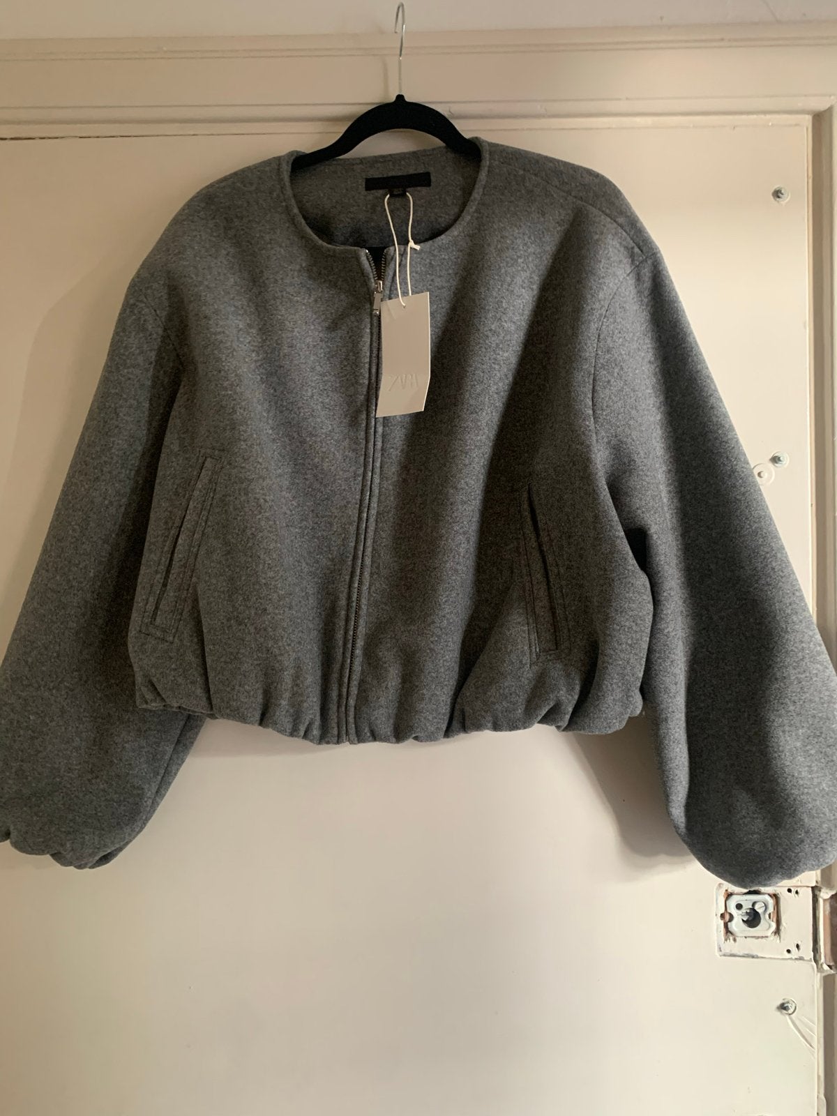 Zara Bomberjack XXL - Nieuw met kaartjes, Kleding | Dames, Ophalen of Verzenden, Nieuw, Maat 46/48 (XL) of groter, Grijs