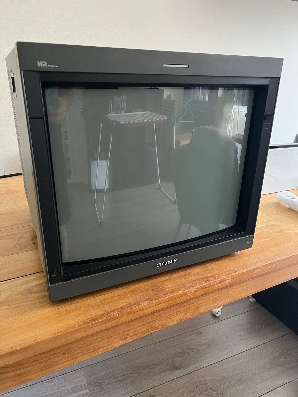 Sony HR Trinitron PVM-20L4, Ophalen, Zo goed als nieuw, 100 cm of meer, Sony