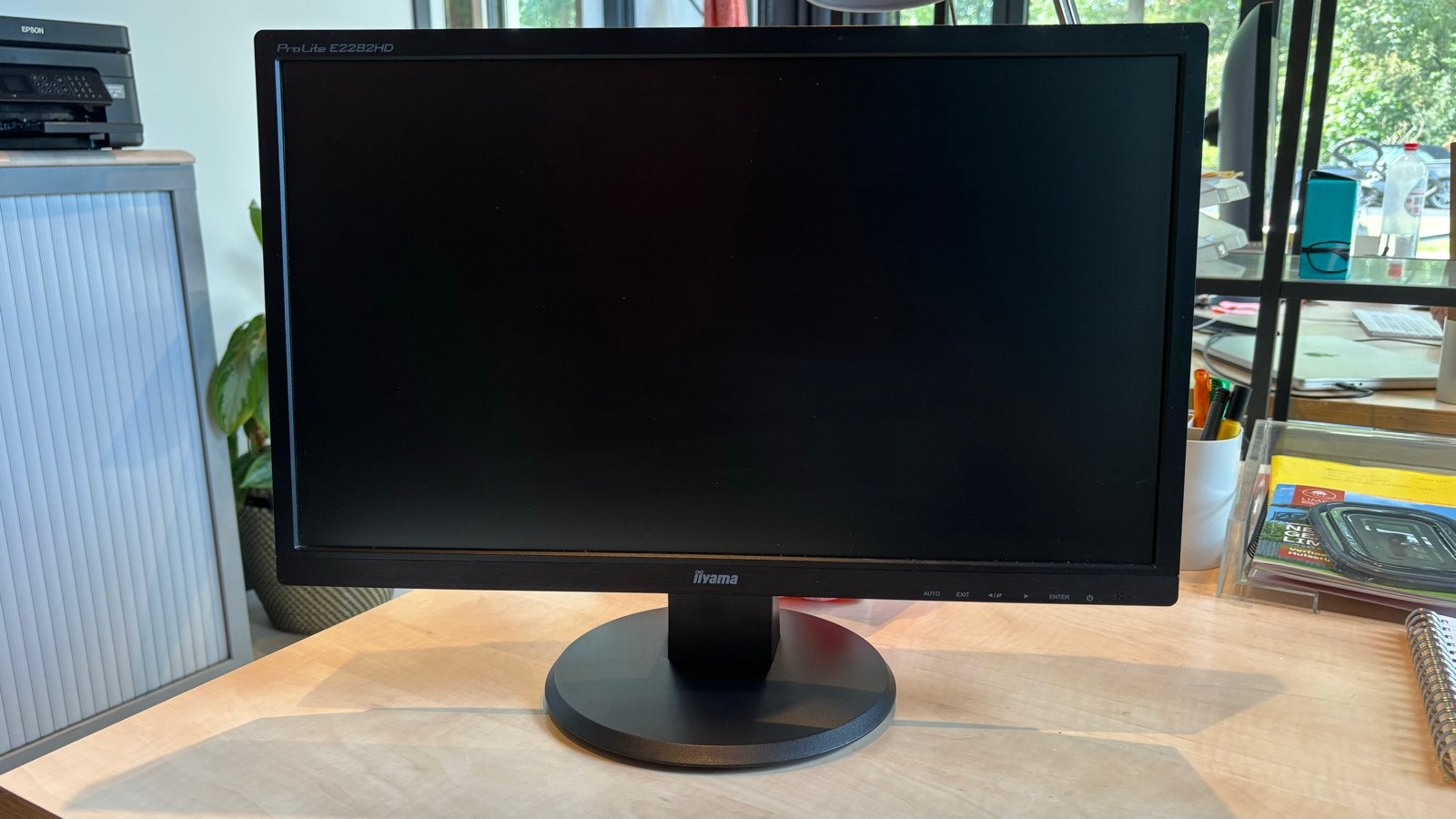iiyama ProLite E2282HD Monitor - Full HD, Ophalen, Gebruikt, Kantelbaar, Full HD