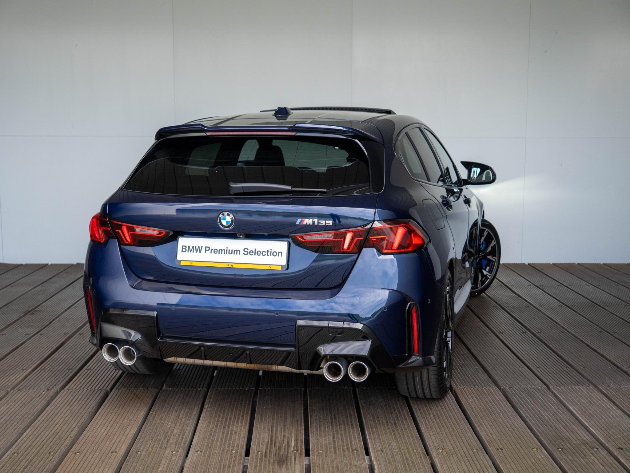 BMW 1 Serie M135 xDrive | Harman-Kardon | Panoramadak | Stoe, Auto's, BMW, 1998 cc, Gebruikt, 4 cilinders, Met garantie (alle)