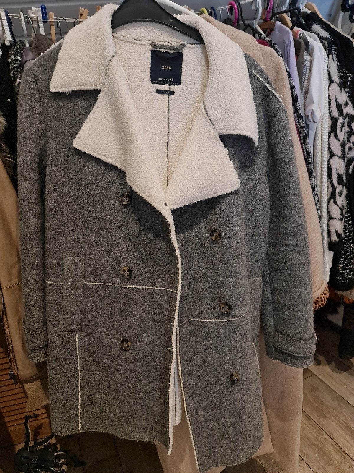 Zara jas maat 42 met teddy voering, Zara, Maat 42/44 (L), Ophalen of Verzenden, Grijs