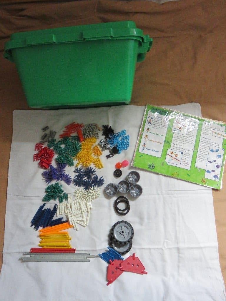 Knex constructie set van 251 delen met voorbeelden in box., Ophalen of Verzenden, Gebruikt, K'nex