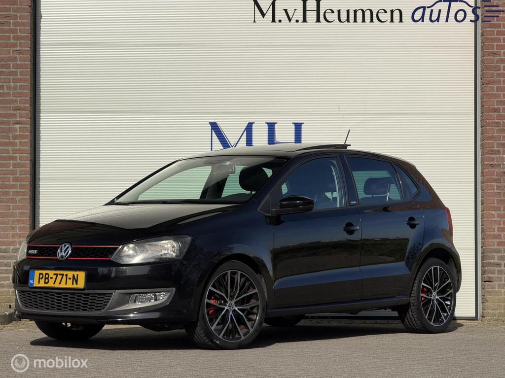 Volkswagen Polo 1.4-16V Highline Pano Stoelverwarming GTI Ca, Auto's, Voorwielaandrijving, Zwart, 4 cilinders, Zwart