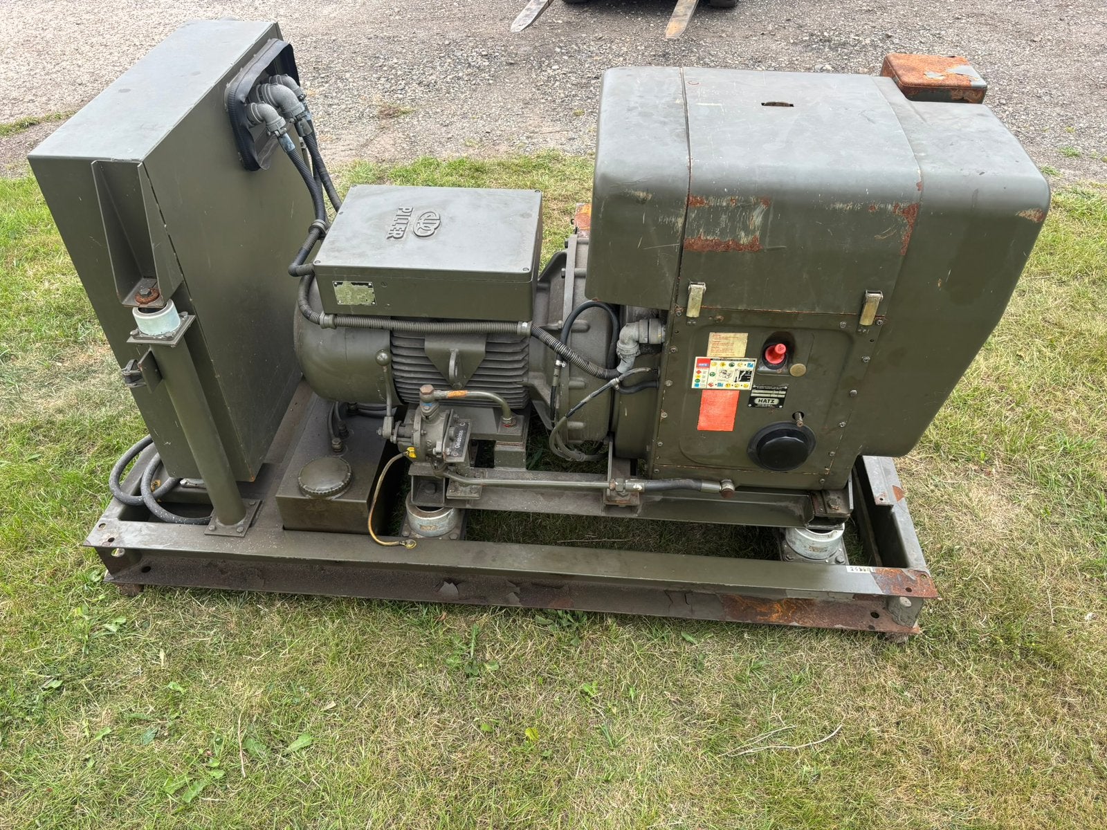 10 KVA Aggregaat 230 Volt Hatz diesel generator, Ophalen, Gebruikt, Elektrisch startend, Dieselolie