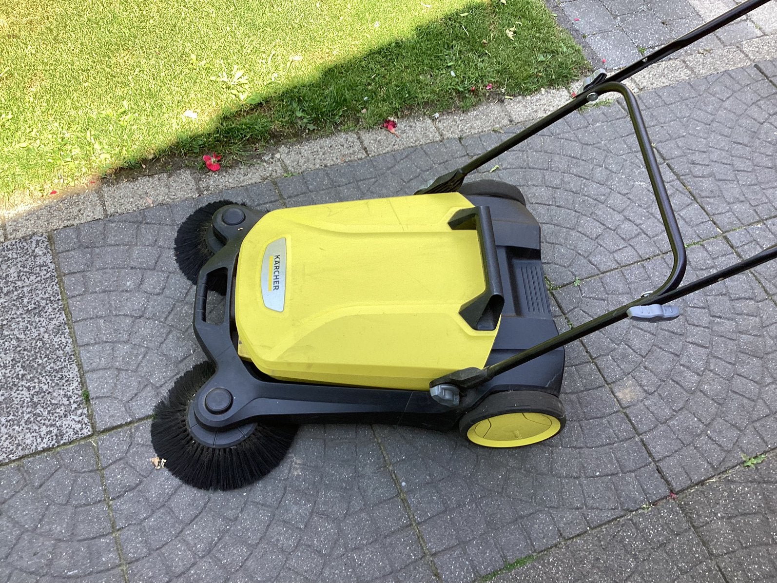 Veegmachine, Tuin en Terras, Ophalen, Gebruikt