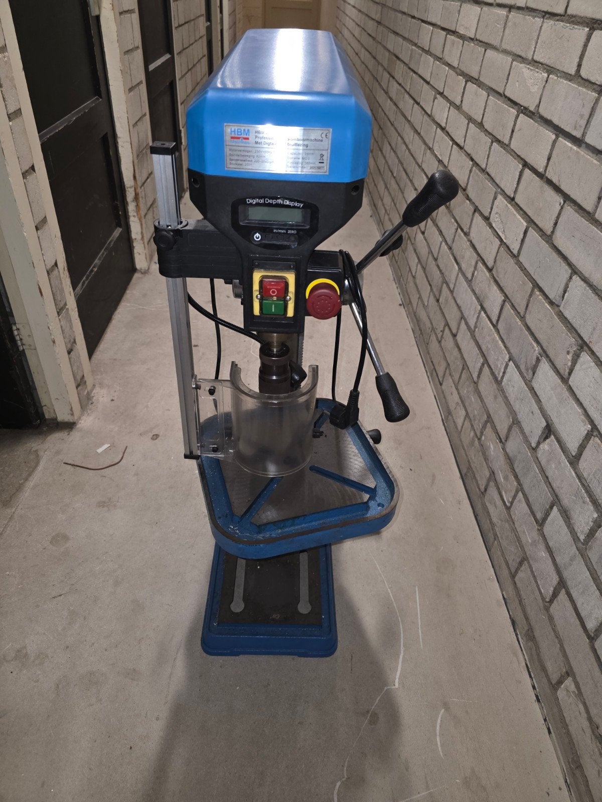 HBM 25 mm MDD ProfessioneleKolomboormachine met Digitale Die, Ophalen of Verzenden, Gebruikt, 600 watt of meer, Kolomboormachine
