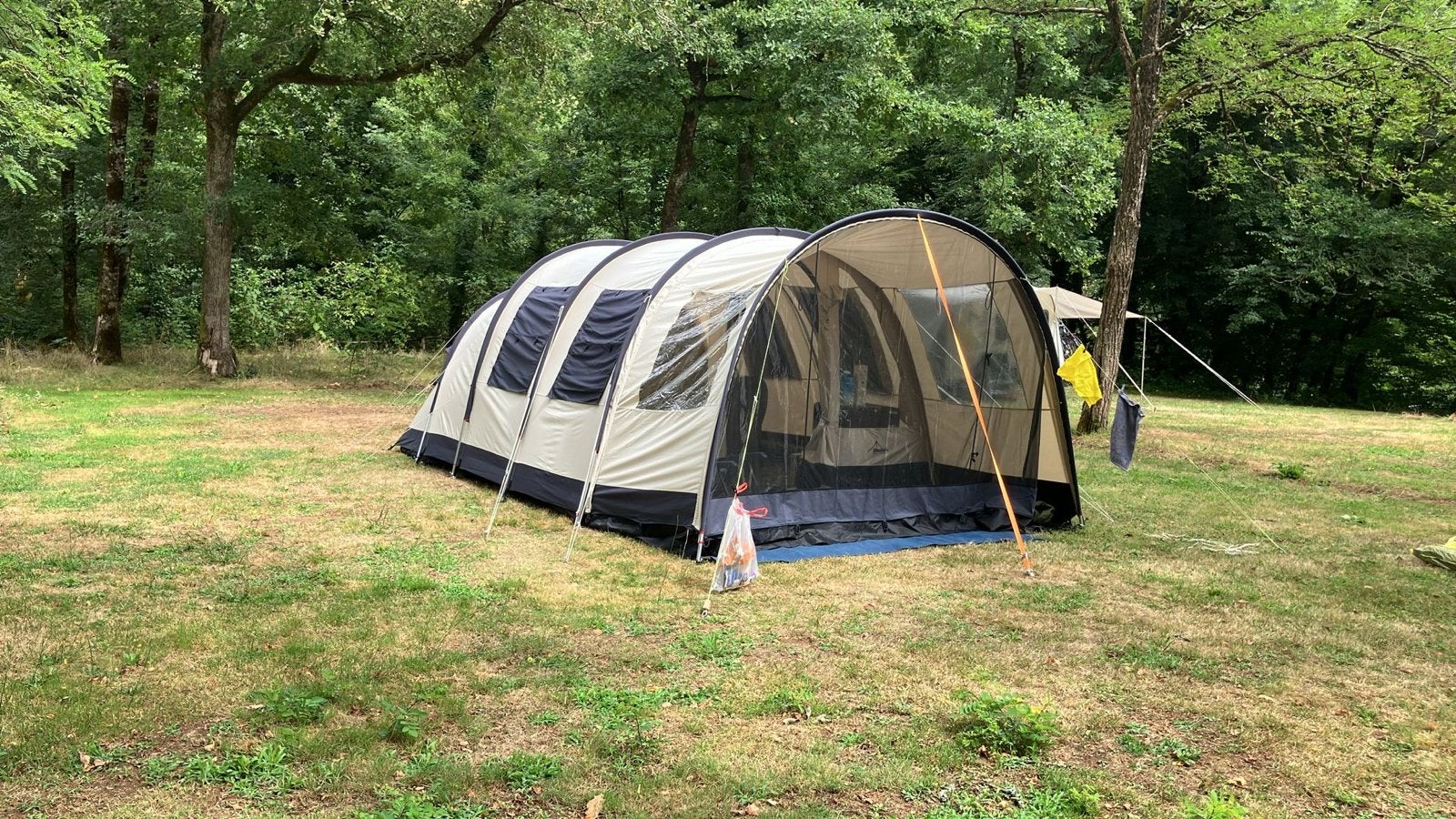 Obelink Familia 4 tunneltent, Ophalen of Verzenden, Gebruikt, Tot en met 4