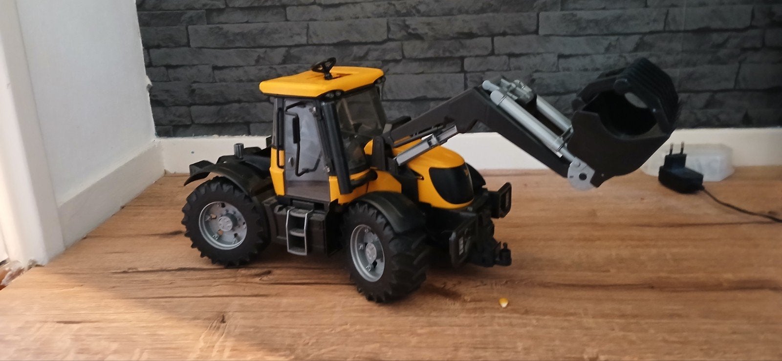 Bruder jcb fasttrack in goede staat, Kinderen en Baby's, Speelgoed | Speelgoedvoertuigen, Ophalen of Verzenden