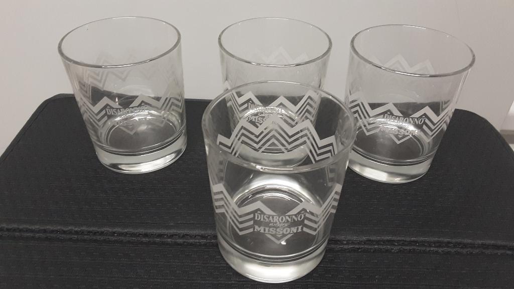 DISARONNO wears MISSONI glazen, 4 stuks, Verzamelen, Ophalen of Verzenden, Zo goed als nieuw, Borrel- of Shotglas