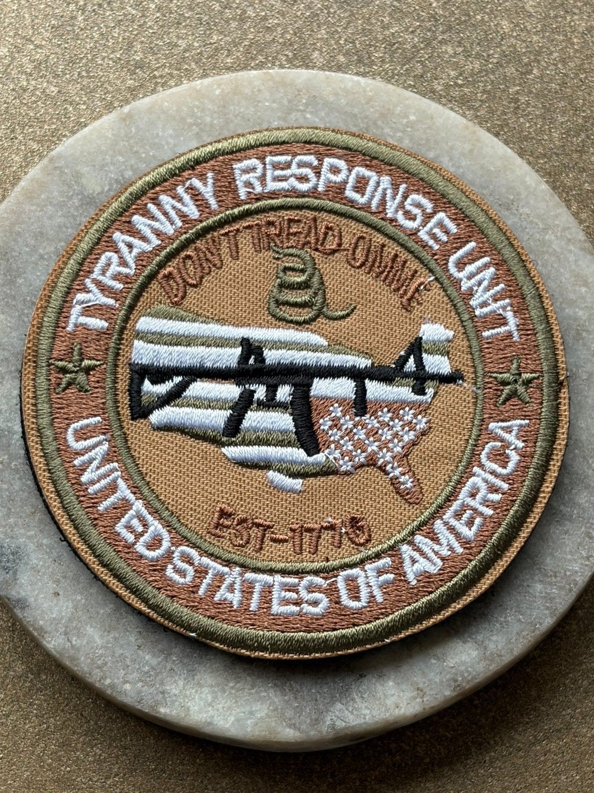 US Army Tyranny Response Unit patch (velcro), Ophalen of Verzenden, Landmacht, Amerika, Embleem of Badge