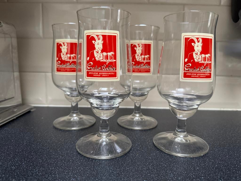 4 Grolsch bokbier glazen, Ophalen, Zo goed als nieuw, Bierglas