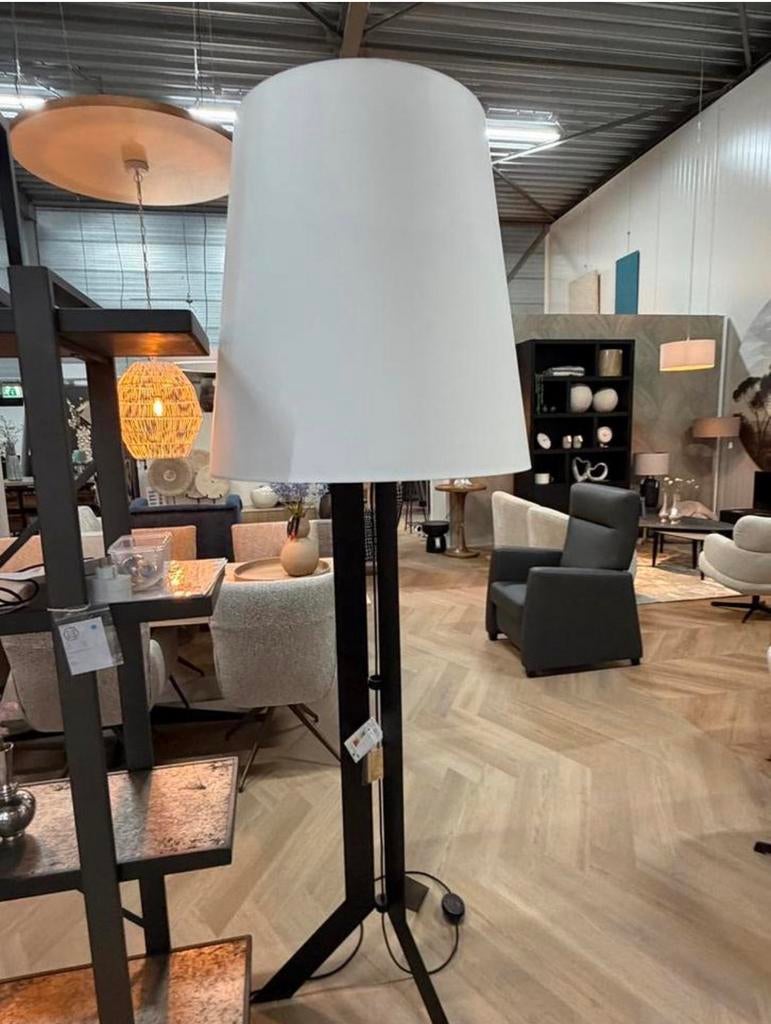 Sale! Vloerlamp Arco Ztahl, Huis en Inrichting, Lampen | Vloerlampen, Ophalen, Nieuw, 200 cm of meer