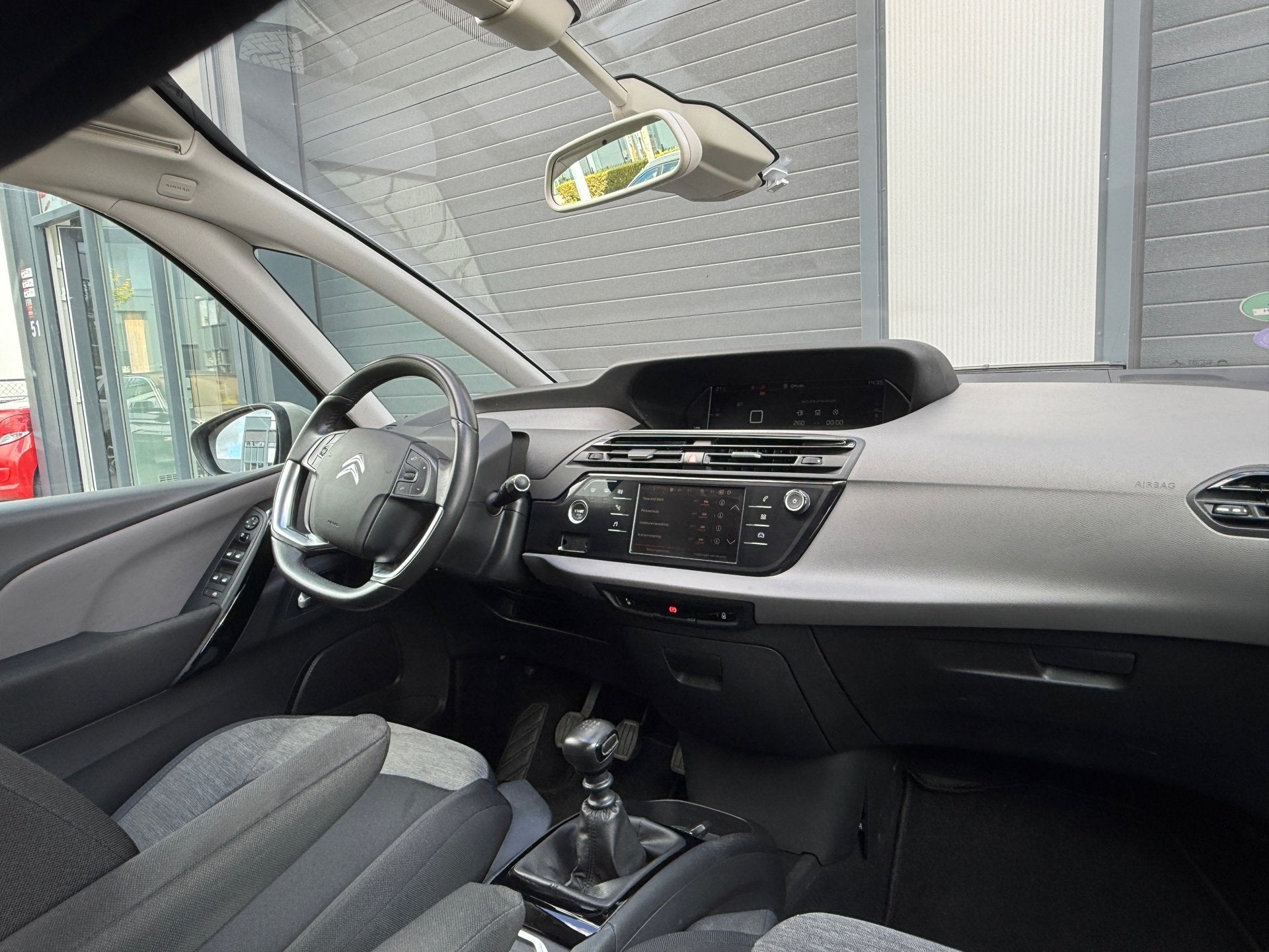 Citroen Grand C4 SpaceTourer 1.2 PureTech / NARDO GREY NAP, Auto's, Voorwielaandrijving, Gebruikt, 1199 cc, 7 stoelen