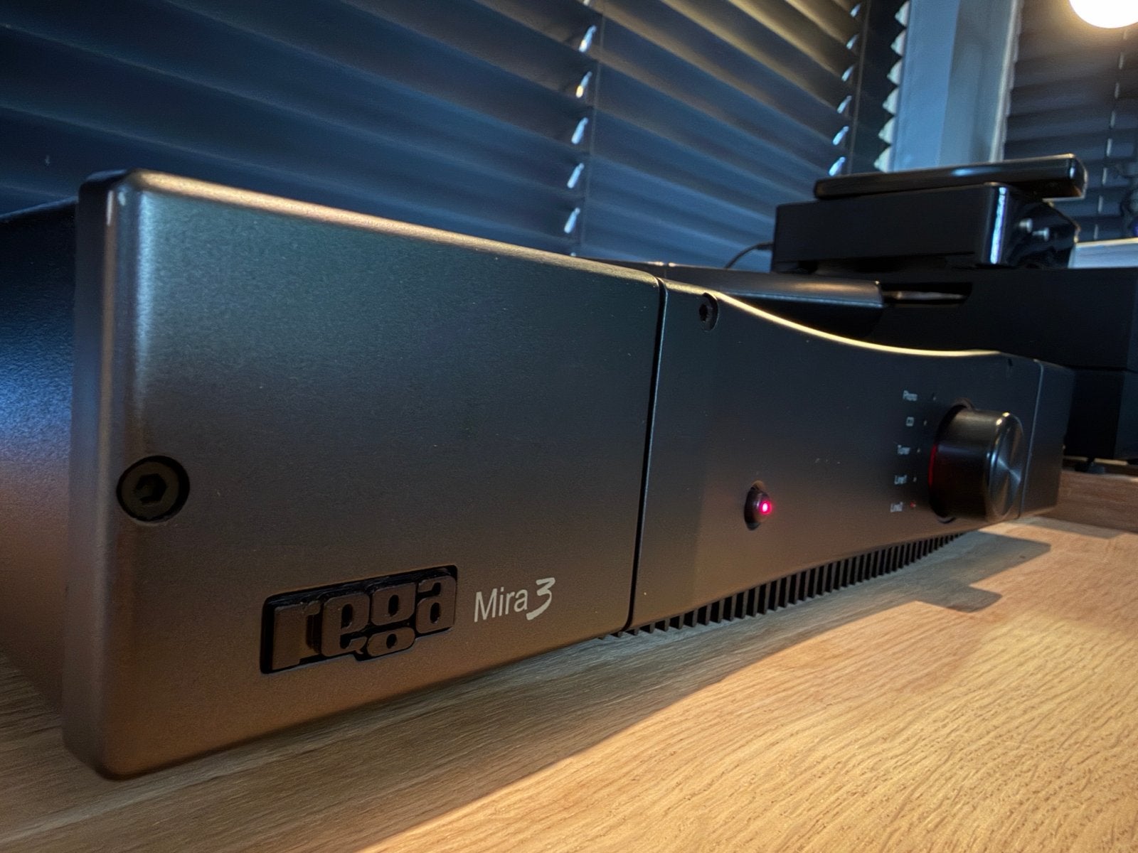 Rega Mira 3 Versterker - Hoogwaardige Geïntegreerde Versterk, Overige merken, Ophalen of Verzenden, Zo goed als nieuw, 60 tot 120 watt