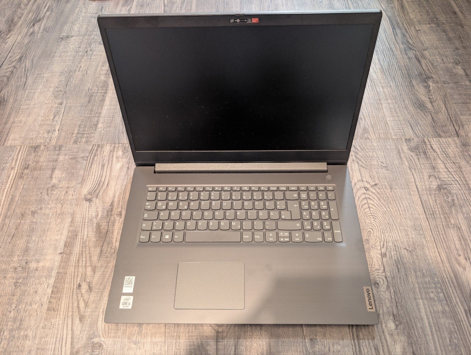 Lenovo V17-IIL, Computers en Software, 8 GB, Ophalen of Verzenden, Zo goed als nieuw, 256 GB of meer