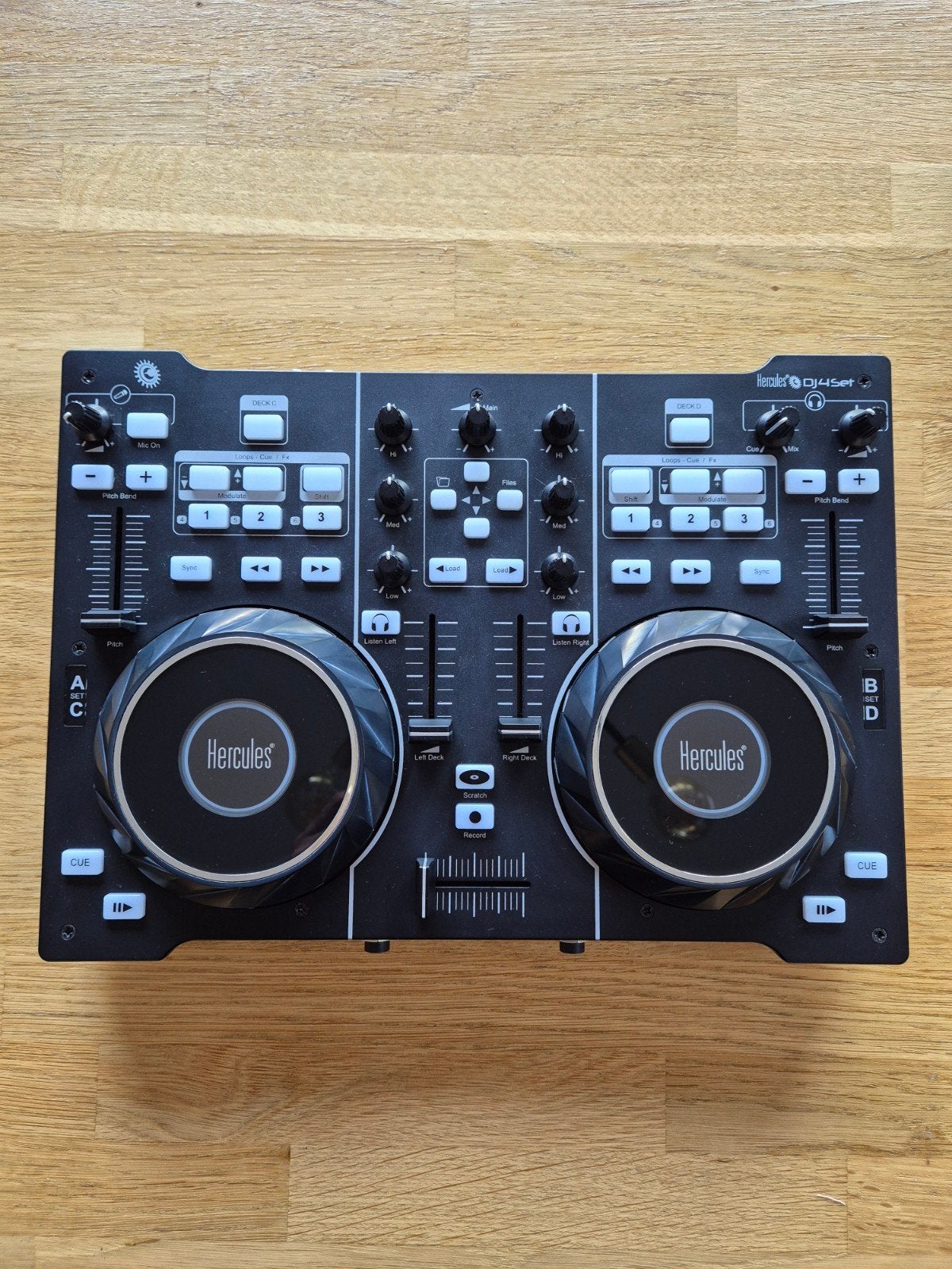 Hercules DJ 4set, Ophalen of Verzenden, Gebruikt, Dj-set, Overige merken