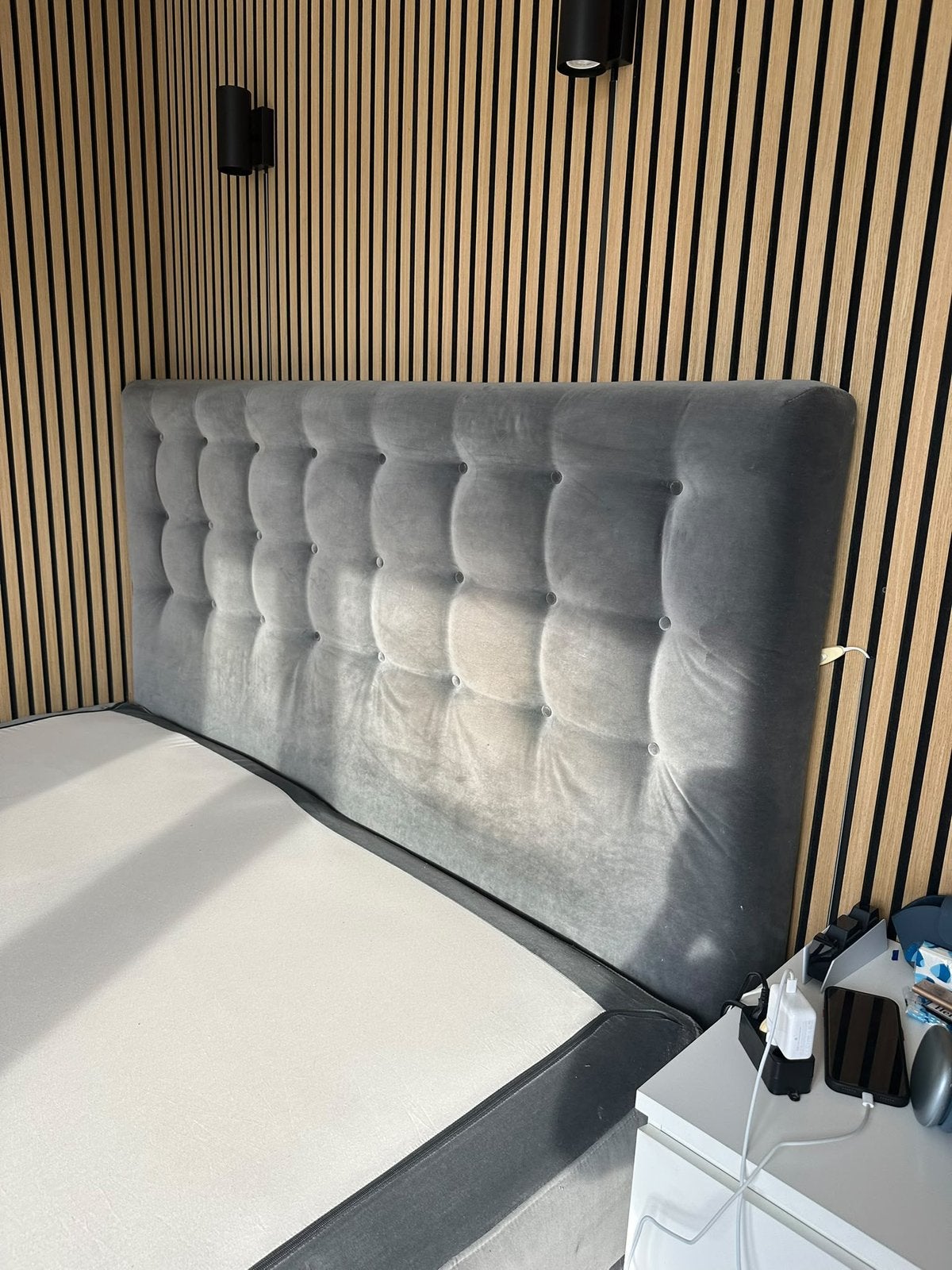 Mooie grijze velours Boxspring 180x200, Ophalen, Gebruikt, Tweepersoons, 180 cm