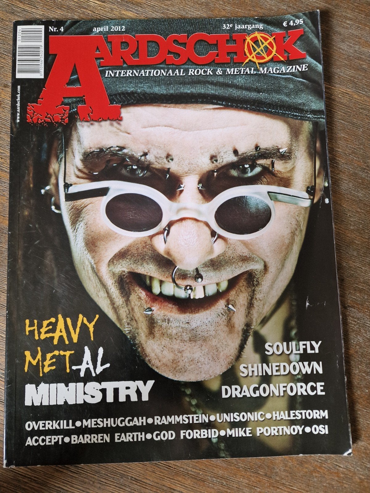 Ministry Soufly Accept Rammstein Dragonforce, Boeken, Ophalen of Verzenden, Zo goed als nieuw