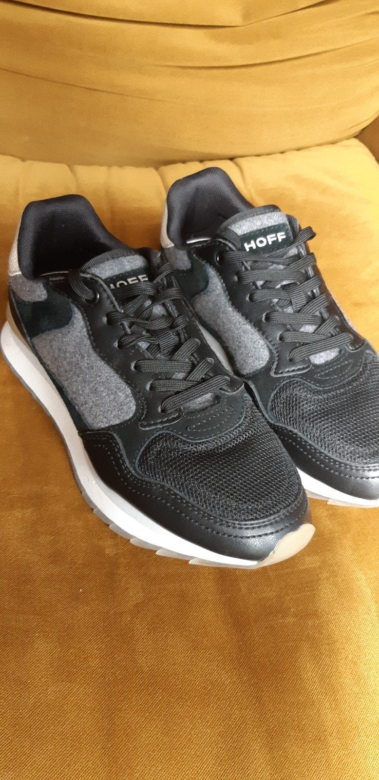 Leuke Hoff sneakers  maat 38 zo goed als nieuw, Hoff, Zwart, Overige typen, Ophalen of Verzenden