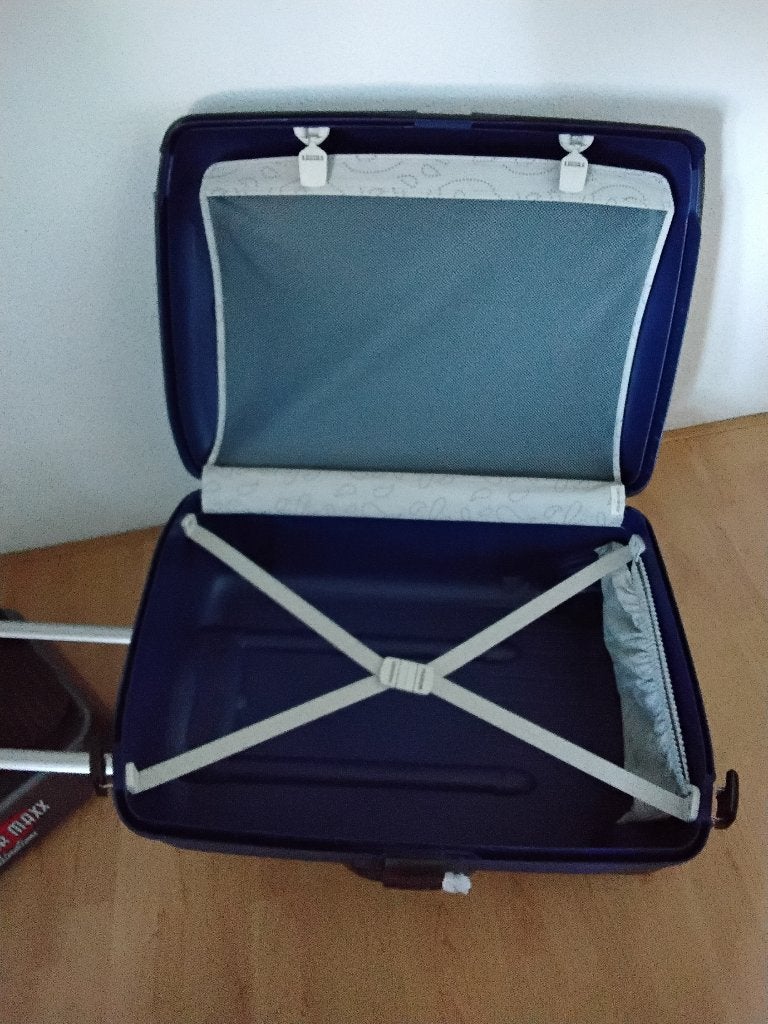 Koffer, Hard kunststof, Zo goed als nieuw, 35 tot 45 cm, Wieltjes